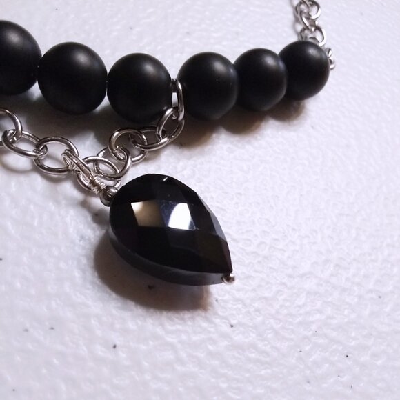 Sexy Seductive Business Casual Goth Domme | Reversible TearDrop + Stone Necklace - Picture 6 of 9